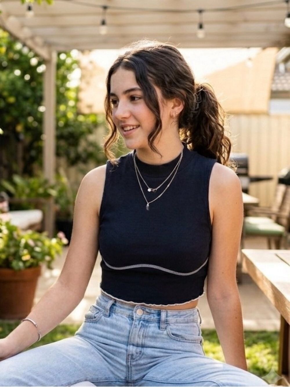 Princess Polly black Crop Top with White Trim - size 8